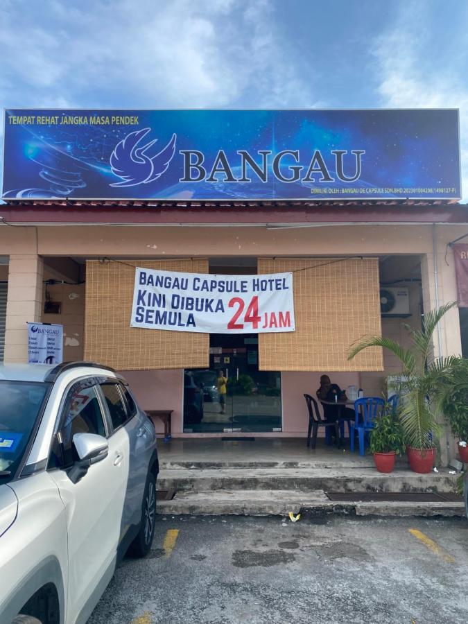 Bangau - Short Term Rest Area Capsule Hotel Sepang Exterior photo